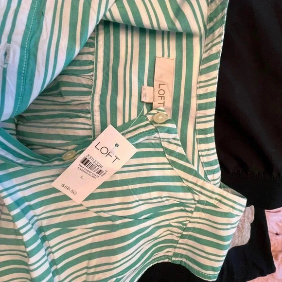 ~LOFT~ Top - Large - Picture 5 of 6